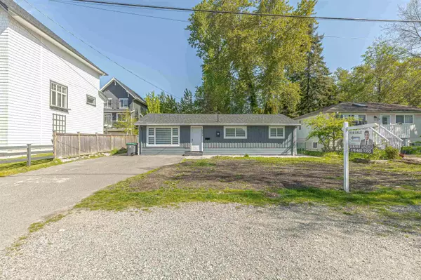 Surrey, BC V4A 1L4,16373 15 AVE