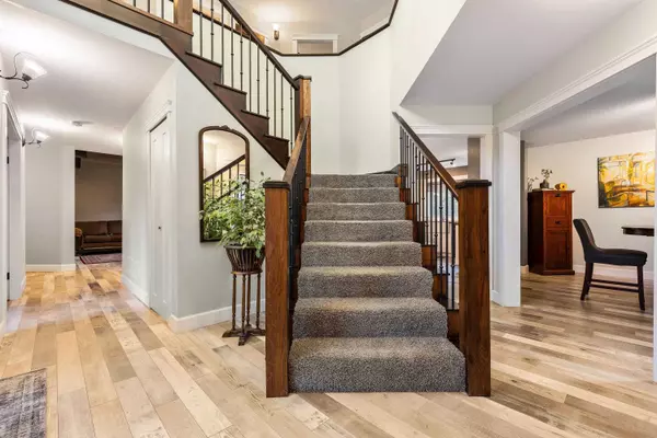 Hope, BC V0X 1L1,65591 Gardner DR