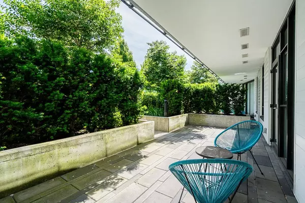 North Vancouver, BC V7J 0E2,1401 Hunter ST #102