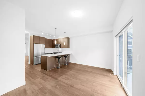 Burnaby, BC V5J 0B7,8485 New Haven Close #703