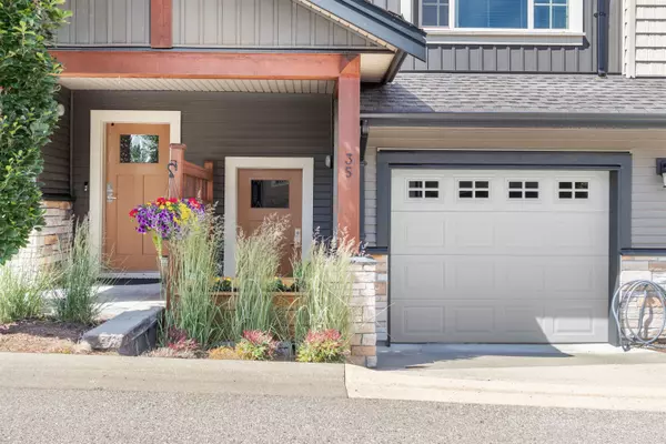 Maple Ridge, BC V2W 0J1,11305 240 ST #35