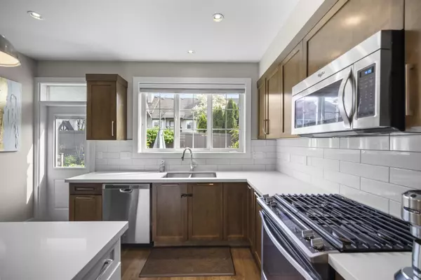 Maple Ridge, BC V4R 0E7,12161 237 ST #53