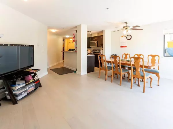 Surrey, BC V3T 5X9,10838 City Pkwy #247