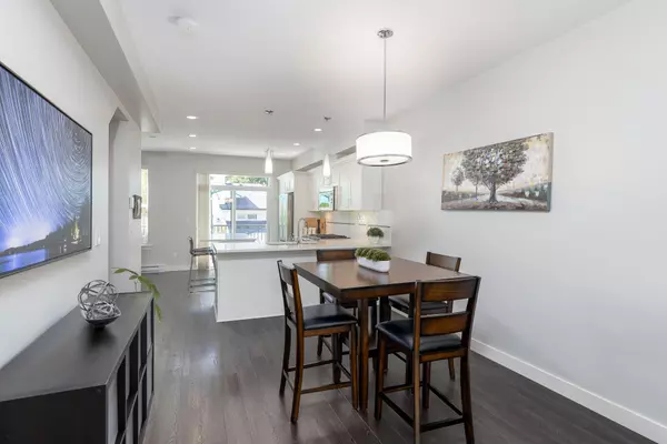Surrey, BC V3Z 3T4,2469 164 ST #6
