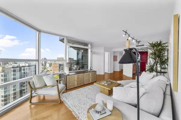 Vancouver, BC V6Z 2S3,1050 Burrard ST #2201