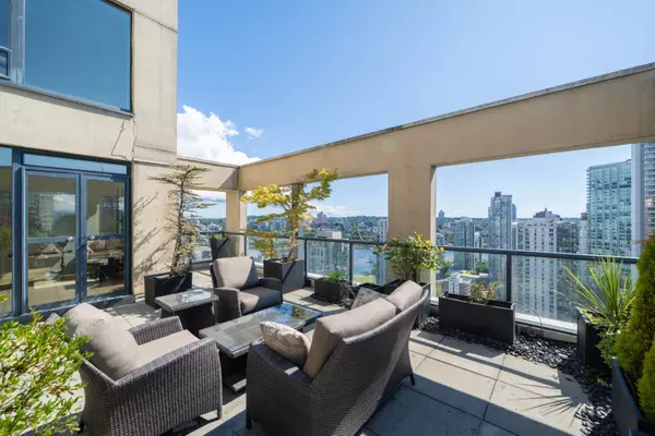 Vancouver, BC V6B 5T5,1155 Homer ST #2901