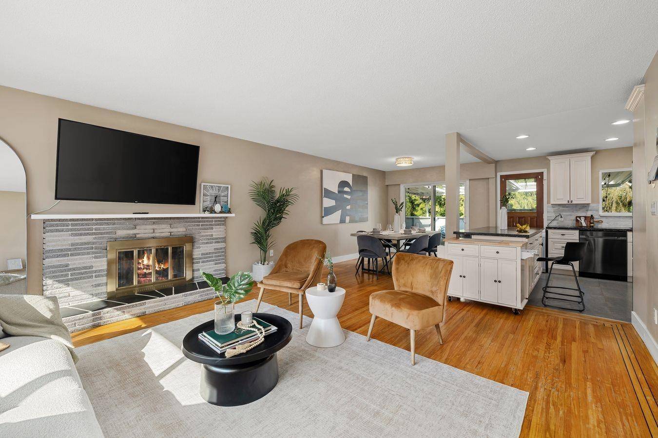 Port Moody, BC V3H 1K5,912 Seacrest CT