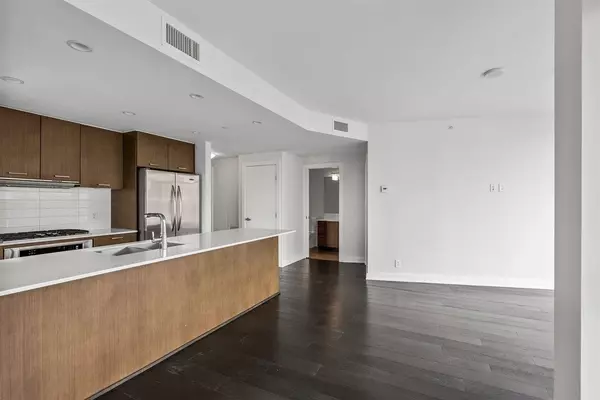 Vancouver, BC V6B 0L1,1372 Seymour ST #1503