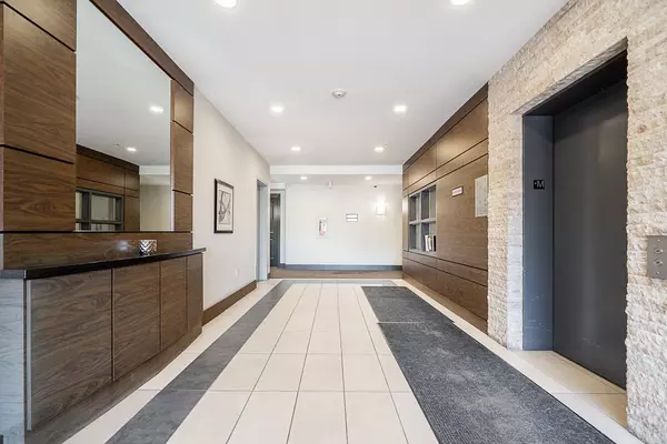 Langley, BC V3A 0C7,20219 54a AVE #204