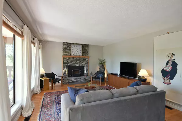 Sechelt, BC V7Z 0G7,5345 Selma Park RD