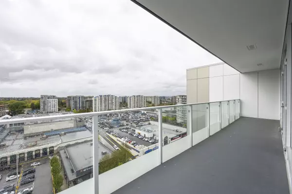 Richmond, BC V6Y 0L5,6320 No. 3 RD #1507