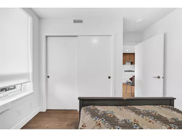 Surrey, BC V3T 0S4,13359 Old Yale RD #1408