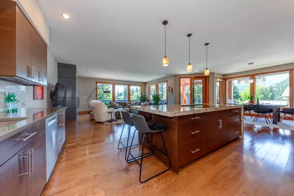 Pemberton, BC V0N 2L0,7459 Dogwood ST