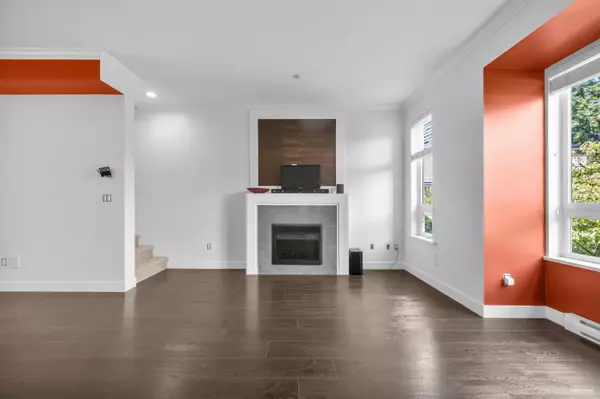 Surrey, BC V3X 0G8,5888 144 ST #106