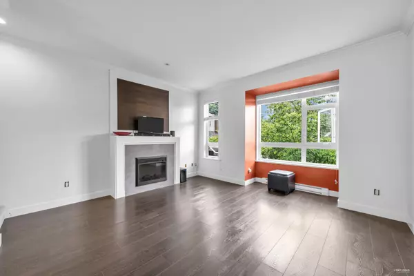 Surrey, BC V3X 0G8,5888 144 ST #106