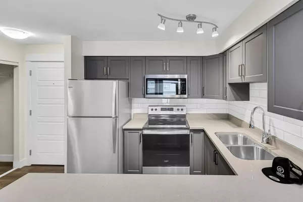 Abbotsford, BC V2T 0A8,30515 Cardinal AVE #319