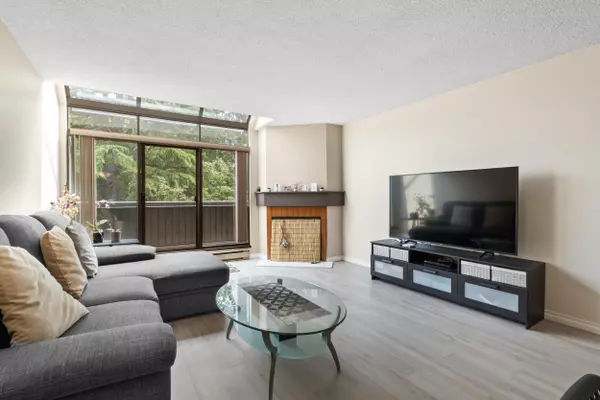 Richmond, BC V6Y 1X8,7340 Moffatt RD #220