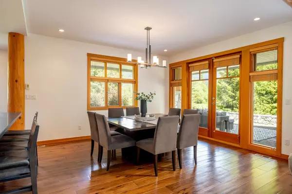 Whistler, BC V8E 1J7,8398 Glen Abbey LN