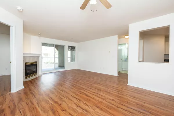 Langley, BC V3A 8M7,20894 57 AVE #116