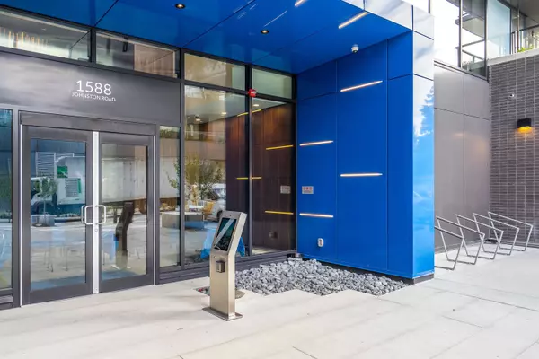 White Rock, BC V4B 0C5,1588 Johnston RD #1402