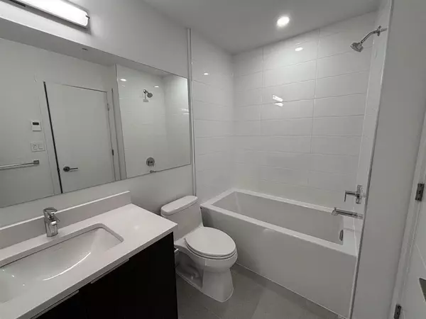 Maple Ridge, BC V2X 9J6,11641 227 ST #102