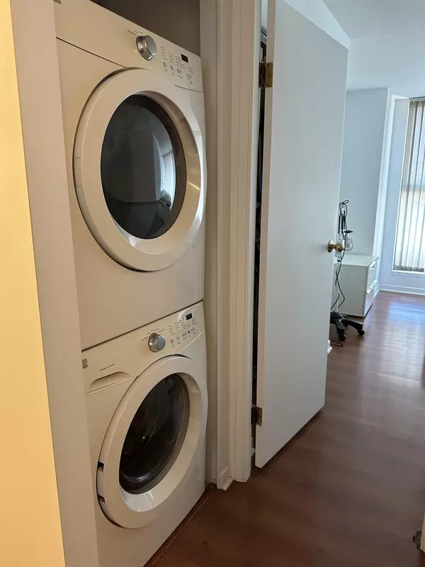 Vancouver, BC V6B 5T5,1155 Homer ST #2403