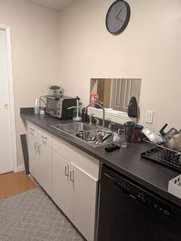 Delta, BC V4M 3T9,5421 10 AVE #129