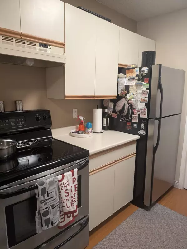 Delta, BC V4M 3T9,5421 10 AVE #129