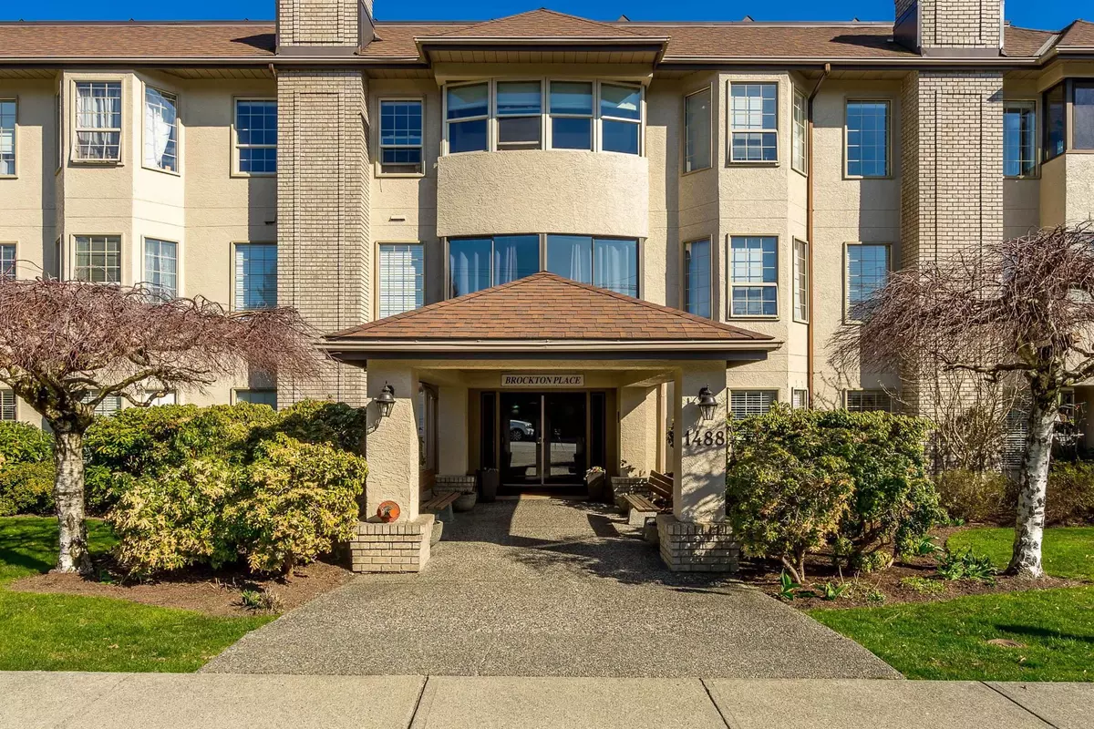 White Rock, BC V4B 4C3,1488 Merklin ST #304