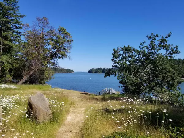 Galiano Island, BC V0N 1P0,108 Twiss RD