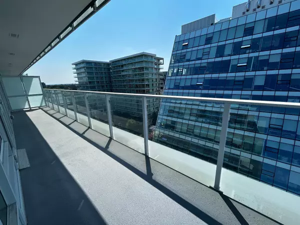 Richmond, BC V6Y 0L5,6320 No. 3 RD #1107