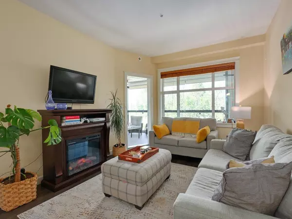 Langley, BC V2Y 3L4,8558 202b ST #412