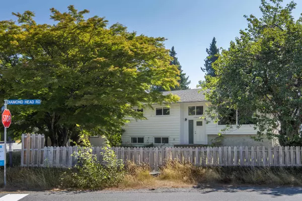 Squamish, BC V0N 1T0,1980 Garibaldi WAY