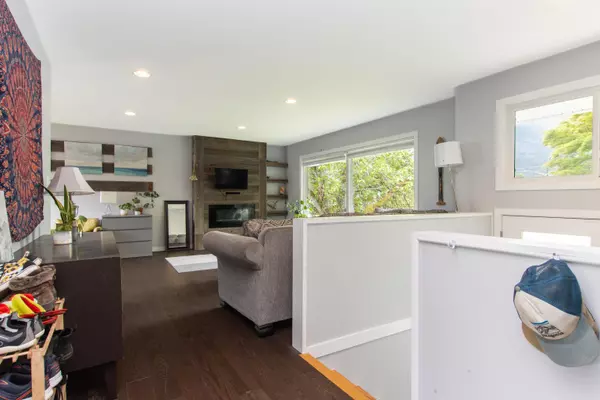 Squamish, BC V0N 1T0,1980 Garibaldi WAY