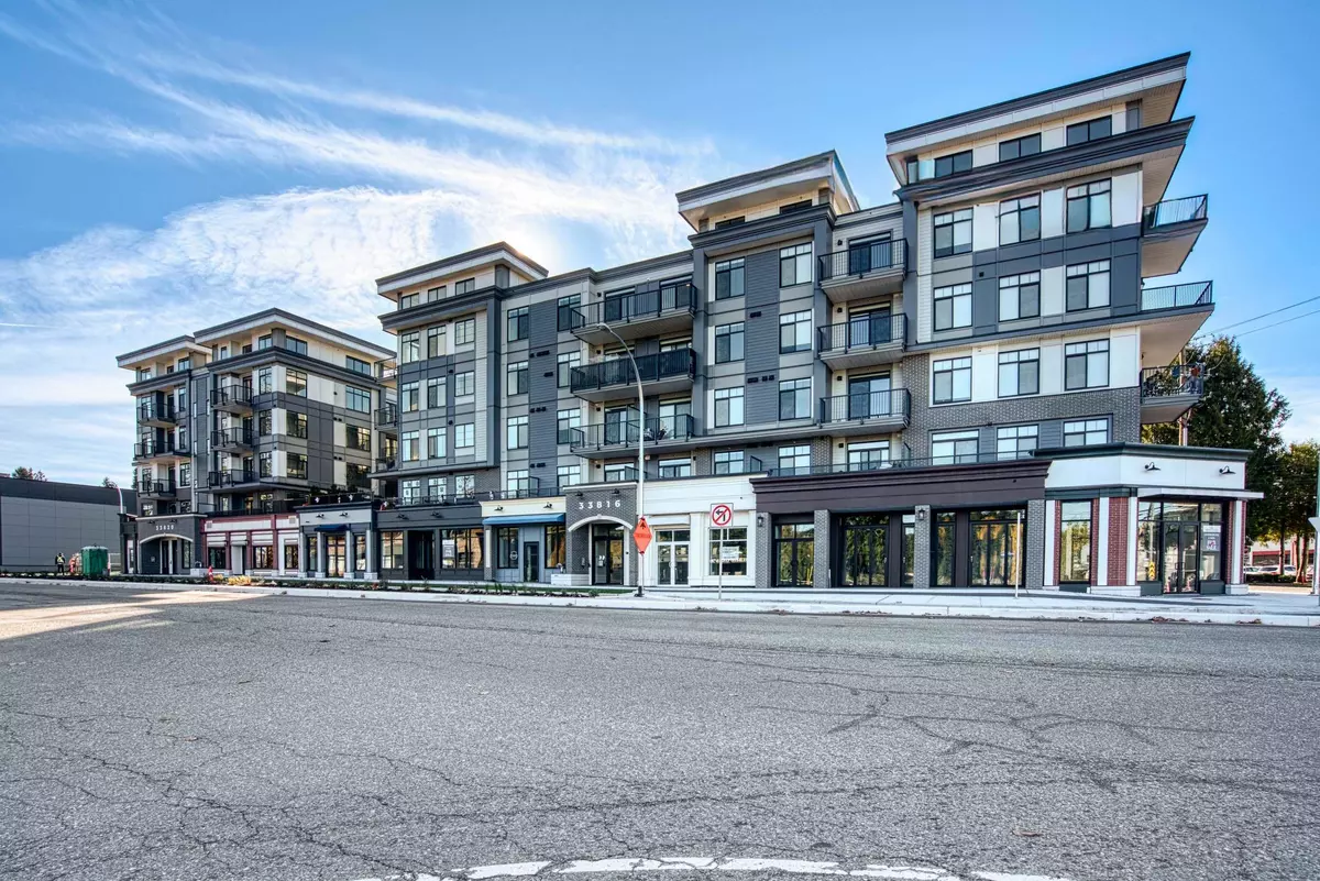 Abbotsford, BC V2S 2C5,33820 South Fraser WAY #204