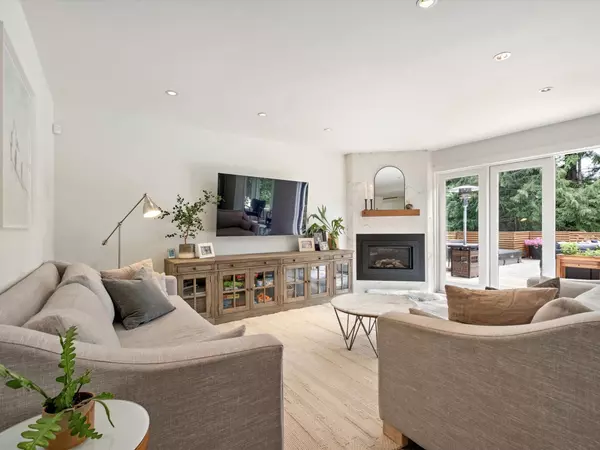 Whistler, BC V8E 0G3,8309 Valley DR
