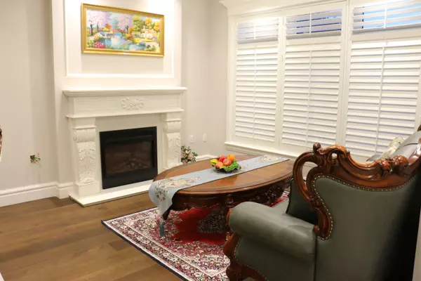 Vancouver, BC V6H 2Y7,4880 Osler ST