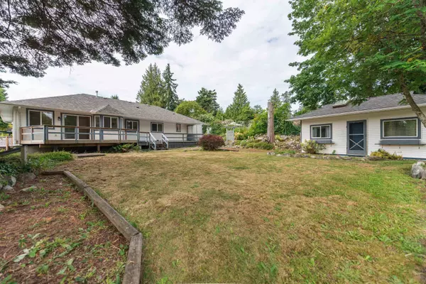 Halfmoon Bay, BC V7Z 1A1,7812 Redrooffs RD