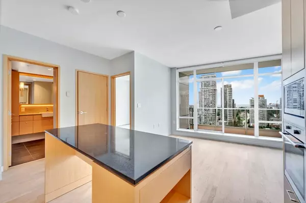 Surrey, BC V3T 0K2,13495 Central AVE #2407