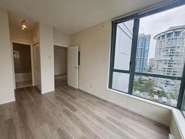 Vancouver, BC V6E 4R8,1239 W Georgia ST #1604