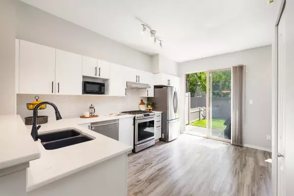 15152 62a AVE #71,  Surrey,  BC V3S 1V1