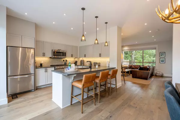 Whistler, BC V8E 1J7,8030 Nicklaus North BLVD #17