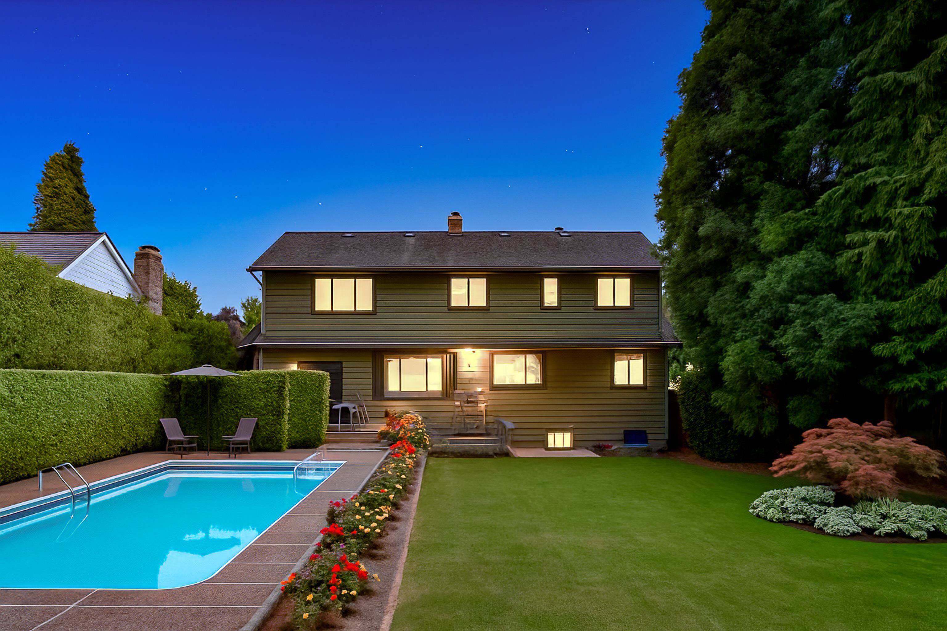 Coquitlam, BC V3K 4B3,408 Ashley ST