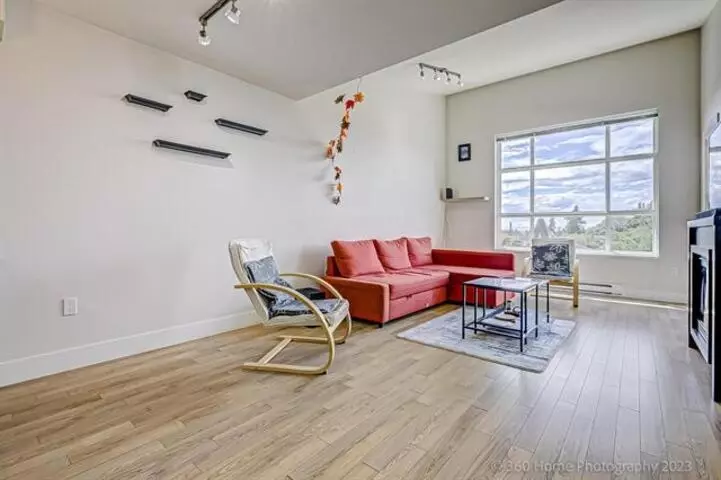 Delta, BC V4C 0B3,7445 120 ST #403