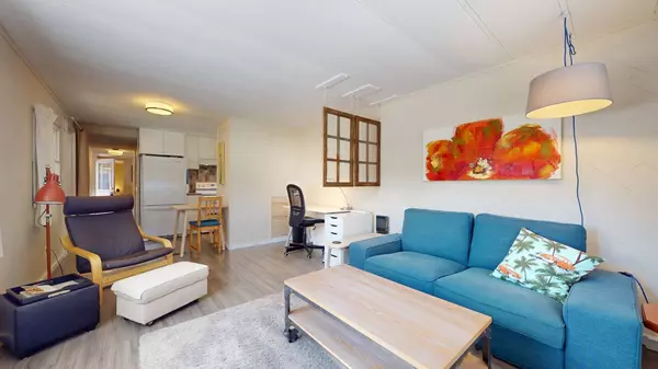 Squamish, BC V8B 0H7,40022 Government RD #34