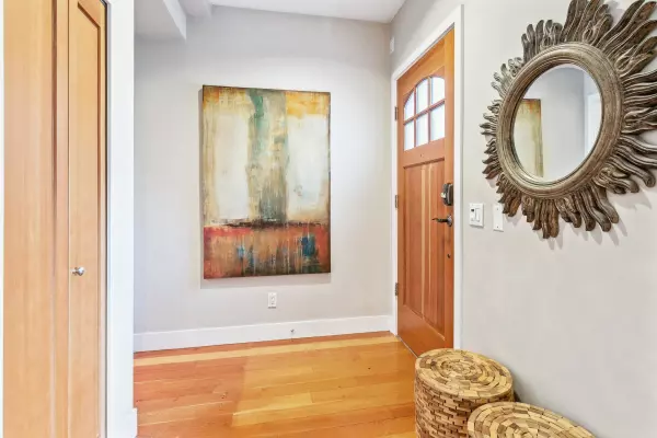 New Westminster, BC V3M 0B4,247 Furness ST