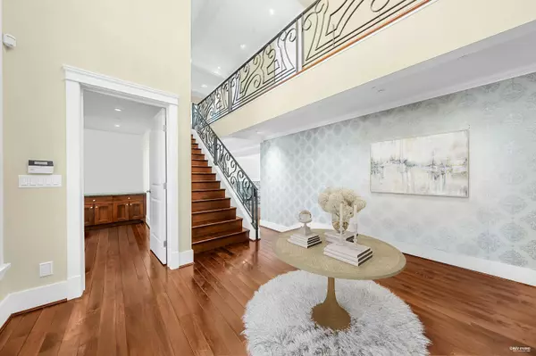 West Vancouver, BC V7W 1H5,4668 Clovelly WALK