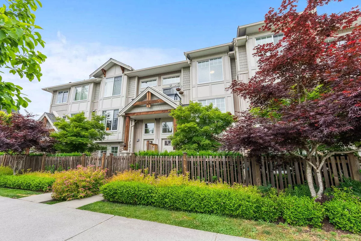 Langley, BC V2Y 0V1,20498 82 AVE #4