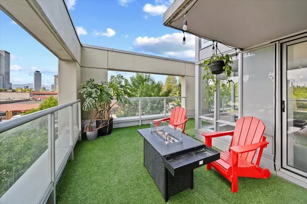 Surrey, BC V3T 0G5,13688 100 AVE #204