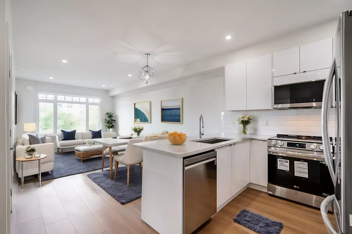 Langley, BC V2Y 3V7,20081 68 AVE #305